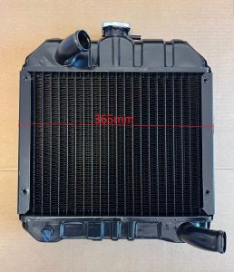 Radiator Kubota B7000_1